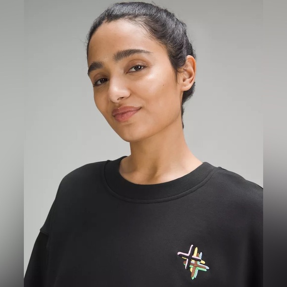 Lululemon•RARE•Perfectly Oversized Crew
Pride *graphic•LIMITED EDITION•Black•Med - Picture 2 of 15